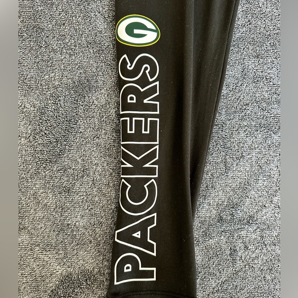 NFL Team Apparel - Women's Black Green Bay Packers Leggings, Medium - Picture 4 of 8